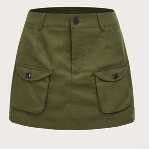 Zipper Fly Flap Pocket Cargo Skirt